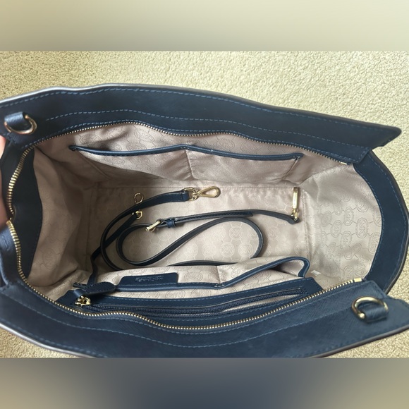 Michael Kors Selma Tote Large - Picture 6 of 10